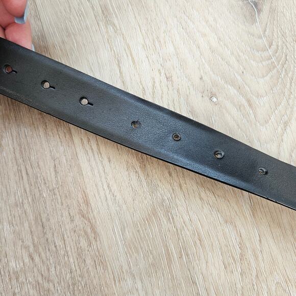 Michael Kors Black Leather Belt sz Small Silver Tone Buckle Tortoise Signature - Picture 8 of 8